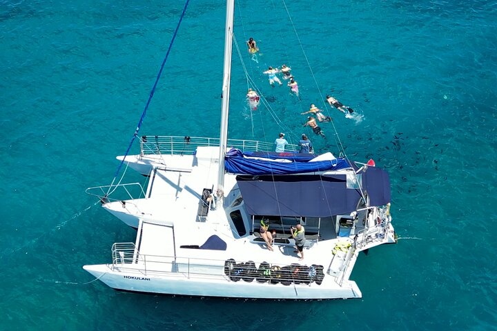 a small boat in a body of water