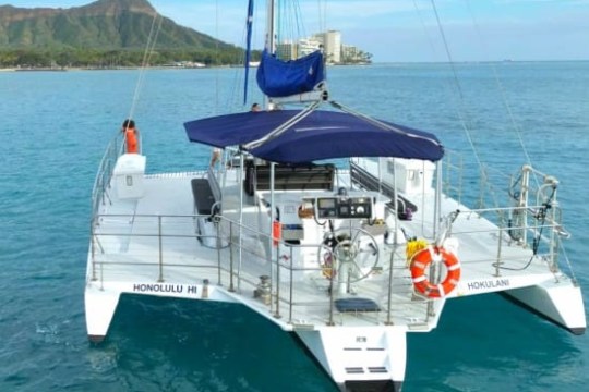 a small boat in a body of water